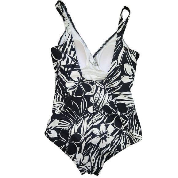 Miraclesuit One Piece‎ Swimsuit 12/14 Beach Vacation Resortwear Poolside Coastal - Picture 2 of 6